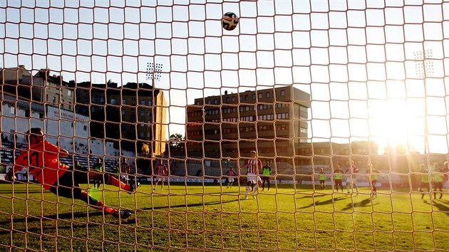 Stadion praskho fotbalovho klubu FK Viktoria ikov