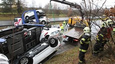 Nehoda soupravy peváející osobní auta zastavila 20. listopadu ráno na 80....