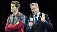 Šéf ATP Chris Kermode s Rogerem Federerem.