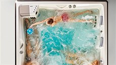 Privátní SPA s revolu�ním �e�ením lehátek iNWave, firma USSPA, 2015