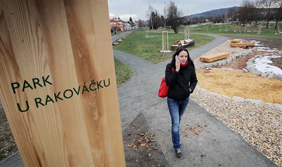 Nový park u Rakováku v Rokycanech. (23. listopadu 2015)