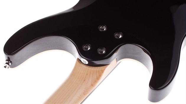 Detail elektrick kytary WASHBURN RX22 FBLB, kter je cenou pro autora nejzajmavjho zznamu svho trninku hry na kytaru.