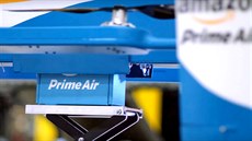 Amazon pedstavil dron Prime Air pro doruování svých zásilek.