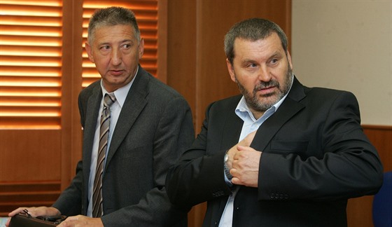 Jan Rek (vlevo) obhajoval i exsenátora ODS Alexandra Nováka.