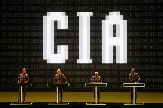 Kraftwerk, 3. prosince 2015, Praha, Forum Karlín