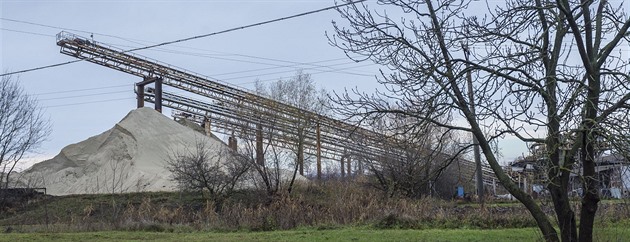 O tbu trkopísku u Ostroské Nové Vsi a Uherského Ostrohu se stará firma...