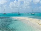 Rezervace Tobago Cays je cílem vtiny jachta.