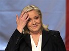 éfka Národní fronty Marine Le Penová po svém projevu, který pednesla po...