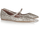 Stíbrné boty do piky s páskem pes nárt z kolekce Tabitha Simmons