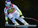 Amerianka Lindsey Vonnová na trati superobího slalomu v Lake Louise
