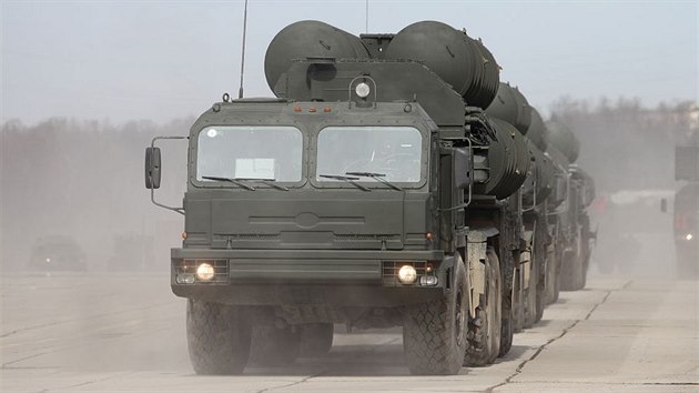 Ruský protiletadlový raketový systém dalekého dosahu S-400