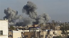 Koaliní nálety na pozice IS v iráckém Ramádí (2. prosince 2015)