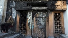 Následky útoku na restauraci v Káhi�e (4. prosince 2015)