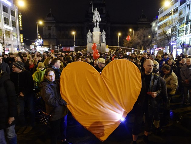 Na pražském Václavského náměstí se 18. prosince konala při příležitosti...