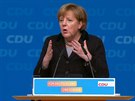 Chceme sníit a taky výrazn snííme poet uprchlík, ekla Merkelová na sjezdu...