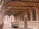 Pallazzo della Ragione. Výzdoba interiéru sálu obsahuje motivy z oblasti...
