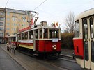 V Praze jezdila tramvaj s Betlémským svtlem,skauti je rozdávali vem, kdo o...
