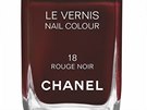 Ikonický odstín laku na nehty od Chanel stále patí mezi nejkrásnjí barvy....