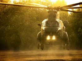 Boeing CH-47 Chinook, vojenské cviení AGILE SPEAR 15