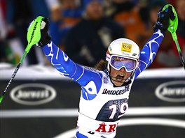 Petra Vlhov slav triumf ve slalomu v Aare.