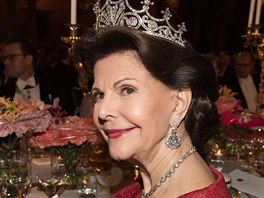 védská královna Silvia (Stockholm, 10. prosince 2015)