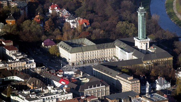 Katowice yığılması bir süper şehrin yaratılması sorununu çözüyor. Komşu Ostrava'da her şey aynı kalıyor