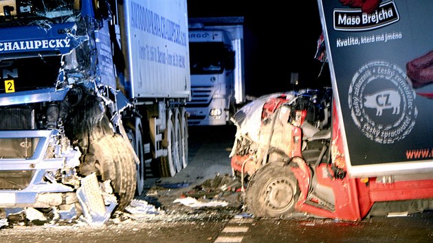 Vn nehoda zablokovala silnic z Plzn do atce na nkolik hodin.