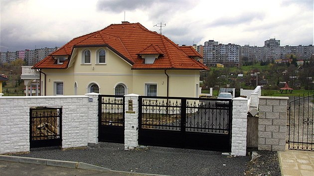 Takto se stavělo v roce 2002 v Sokolově