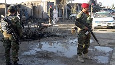 Pi útoku Talibanu na letit v Kandaháru zemely desítky lidí. (10. prosince...
