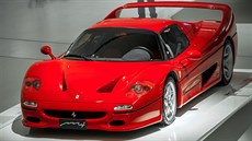 Ferrari F50 v muzeu Enza Ferrariho v italské Moden