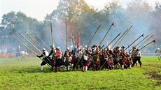 Regiment zemské hotovosti pi ukázkách boj z období ticetileté války.