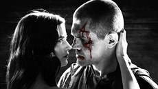 Eva Greenová a Josh Brolin ve filmu Sin City: enská, pro kterou bych vradil...