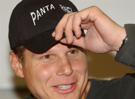 Stanislav Necká zase propadl hokejové váni, tentokrát jako trenér mladých nadjí. 