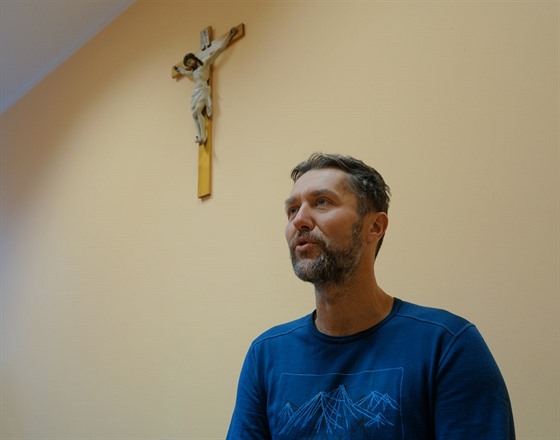 Běhající farář Pavel Semela.