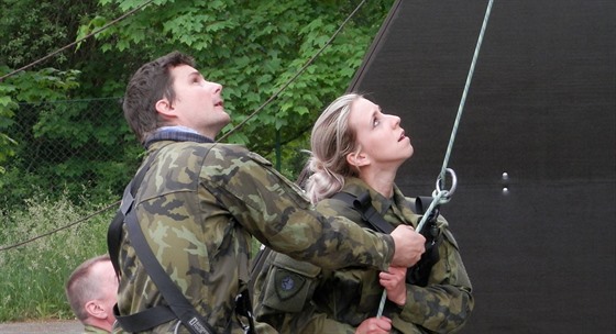 Marie Kivanová na výcviku armádních aktivních záloních jednotek.
