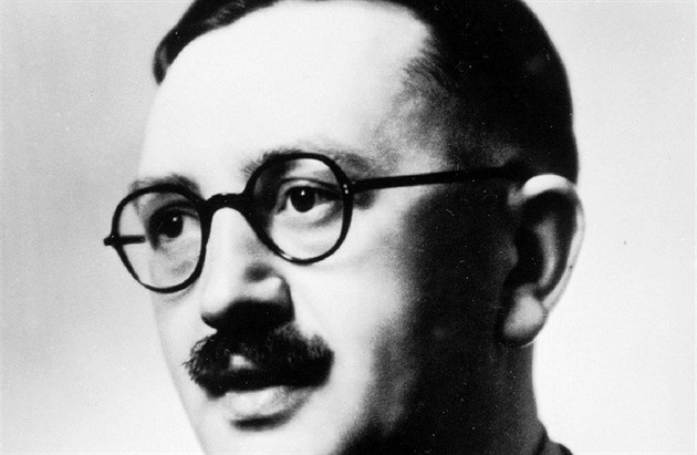 Před 90 lety představil Hitler lidový vůz. Jméno mu vymysleli v Americe