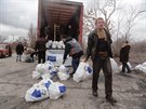 Distribuce potravinové pomoci v Mironovském (15. prosince 2015)