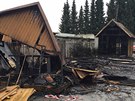 Při požáru v autokempu Skalice na Slapech hořely čtyři chaty (22.12.2015).