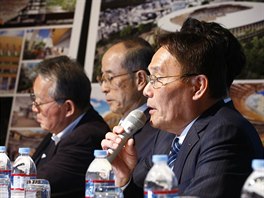 Tisková konference o pedstavení podoby olympijského stadionu pro hry v Tokiu...