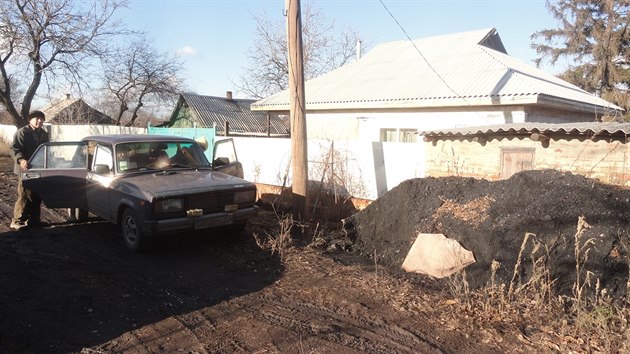 Nový domek Olgy Vladimirevny září v ostrém zimním slunci (16. prosince 2015)