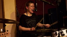 Pavla Tábo�íková p�sobí ji� dev�t let v kapele 5P Lubo�e Pospí�ila.