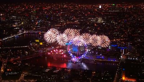 Ohostroj Nový rok Londýn
