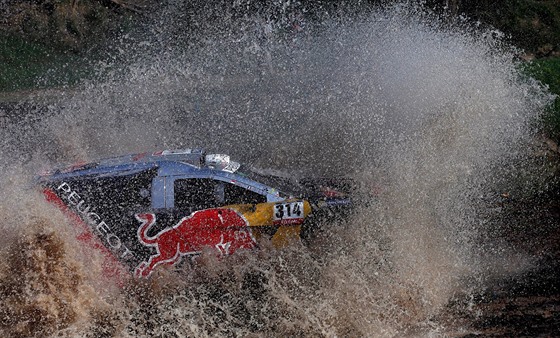 BOJ S VODOU. Sébastien Loeb na Rallye Dakar.