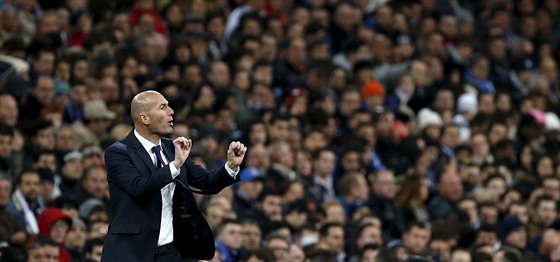 Zinédine Zidane pi své premiée jako kou Realu Madrid