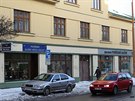 Jihlava m� novou zvl�tnost. V jednom dom� si kancel��e otev�ely hned t�i...