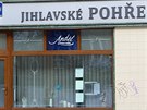 Jihlava m� novou zvl�tnost. V jednom dom� si kancel��e otev�ely hned t�i...