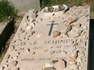 Na místním hbitov leí i zachránce 1 200 id Oskar Schindler.