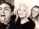 Fotograf Daniel Sachon, dvojnice Marilyn Monroe Suzie Kennedyová a vizáistka...