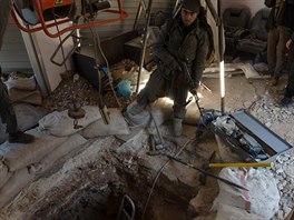 Tunely Islmskho sttu objevili bojovnci irck armdy i kurdskch ozbrojenc...