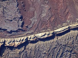 Útes San Rafael v Utahu - význaný geologický úkaz z období starích tetihor,...